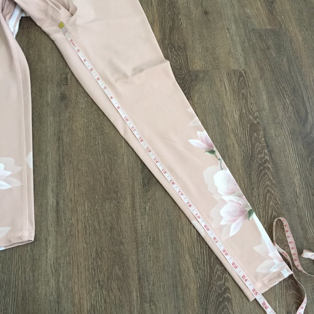 Body Language Sculpt Legging in Rose Track Stripes - Picture 11 of 12